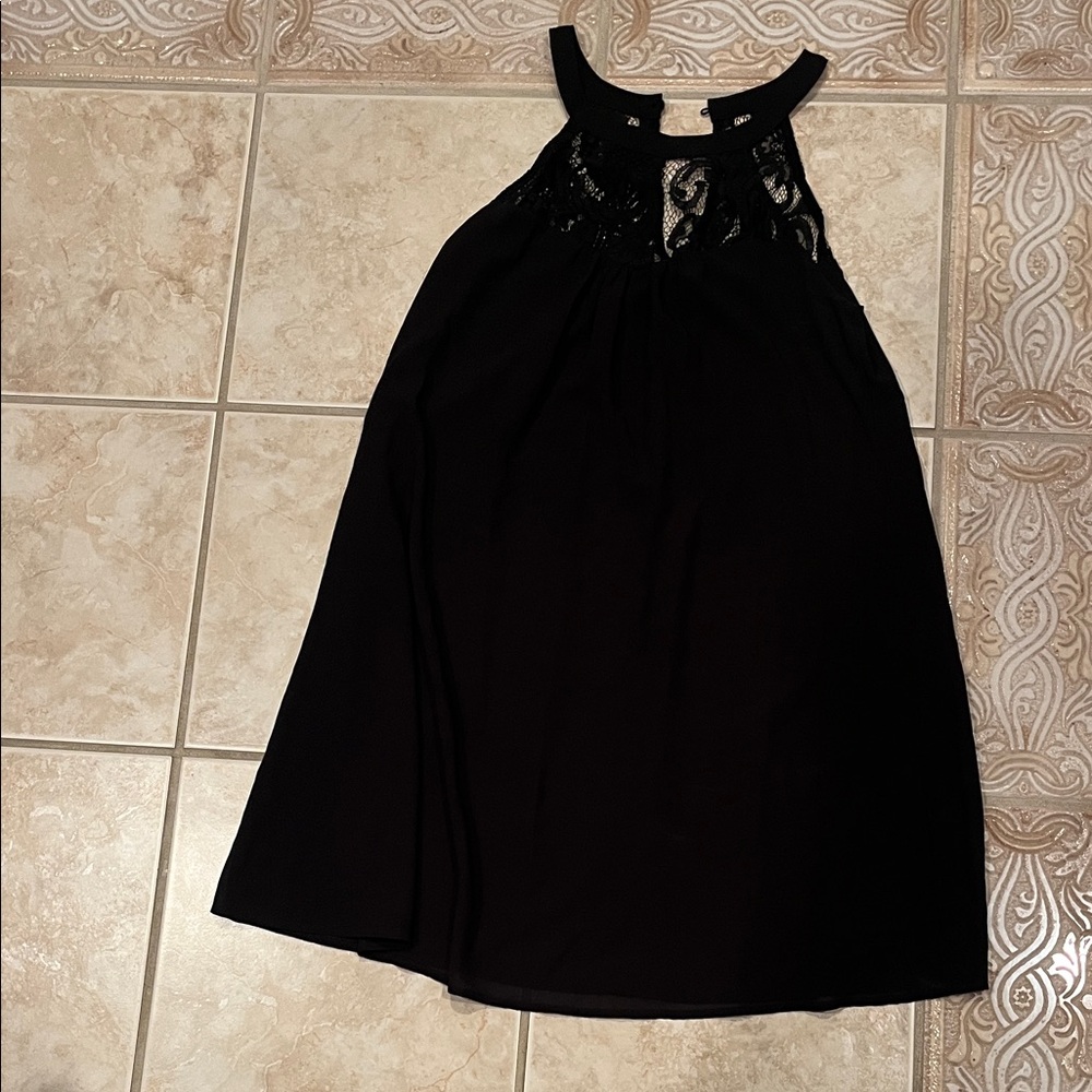 Elegant Black Lace Mini Dress